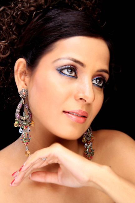 professional female model lakshadweep
