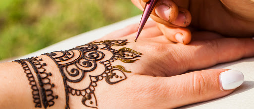 famous mehndi artist lakshadweep