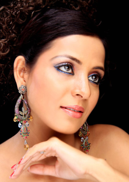 professional female model lakshadweep